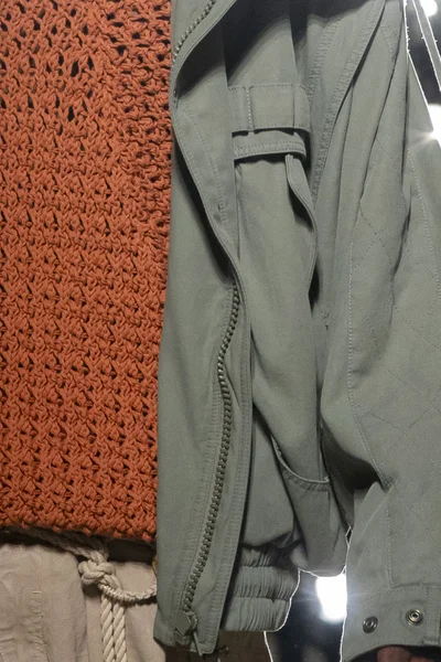 Look 30